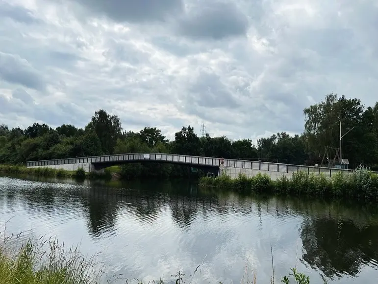 Brückenarbeit am Stichkanal 2 Ansicht der neuen Brücke